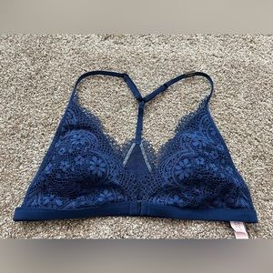 Body by victoria Secret bralette New With tags medium blue